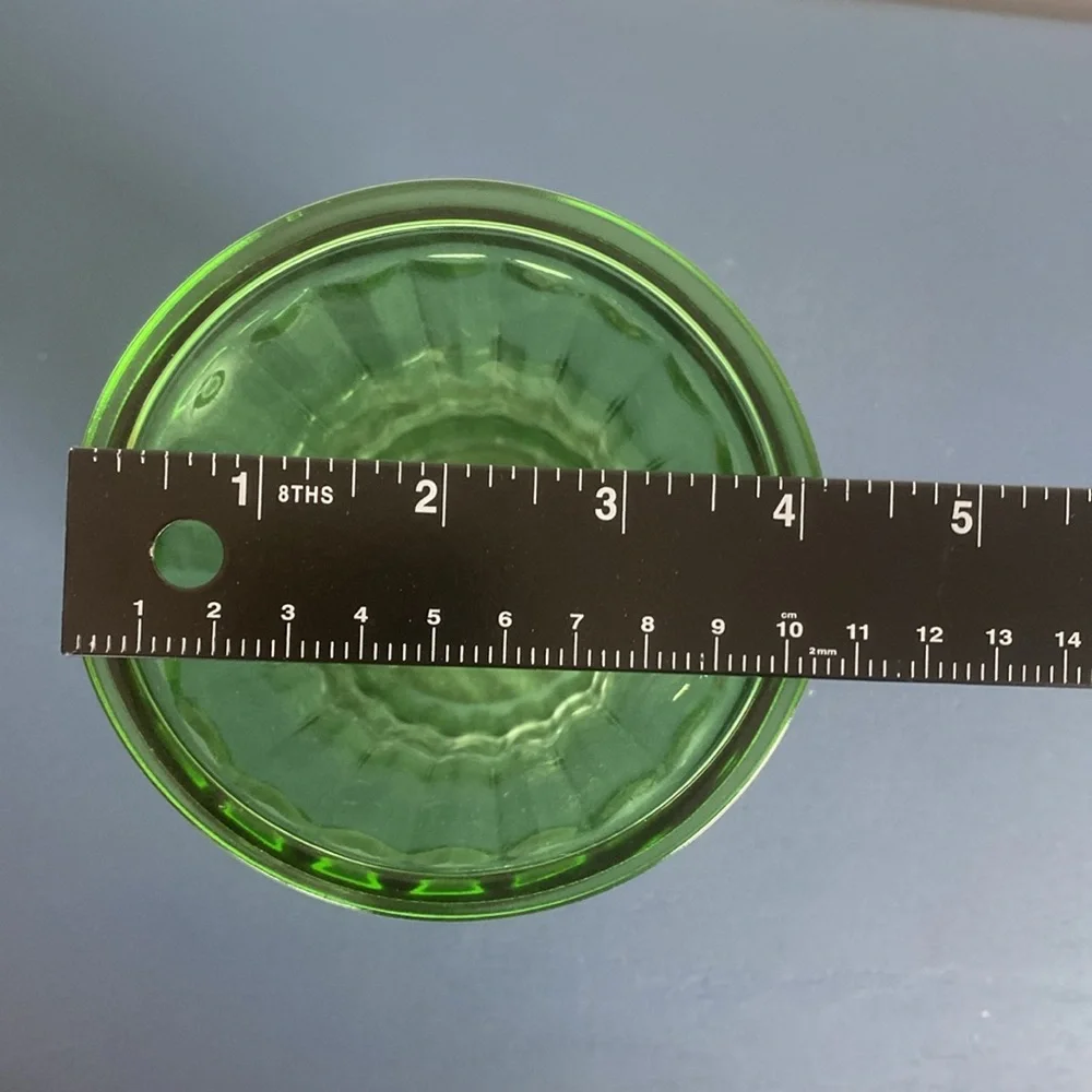 Vintage‎ Hoosier Green Glass Vase